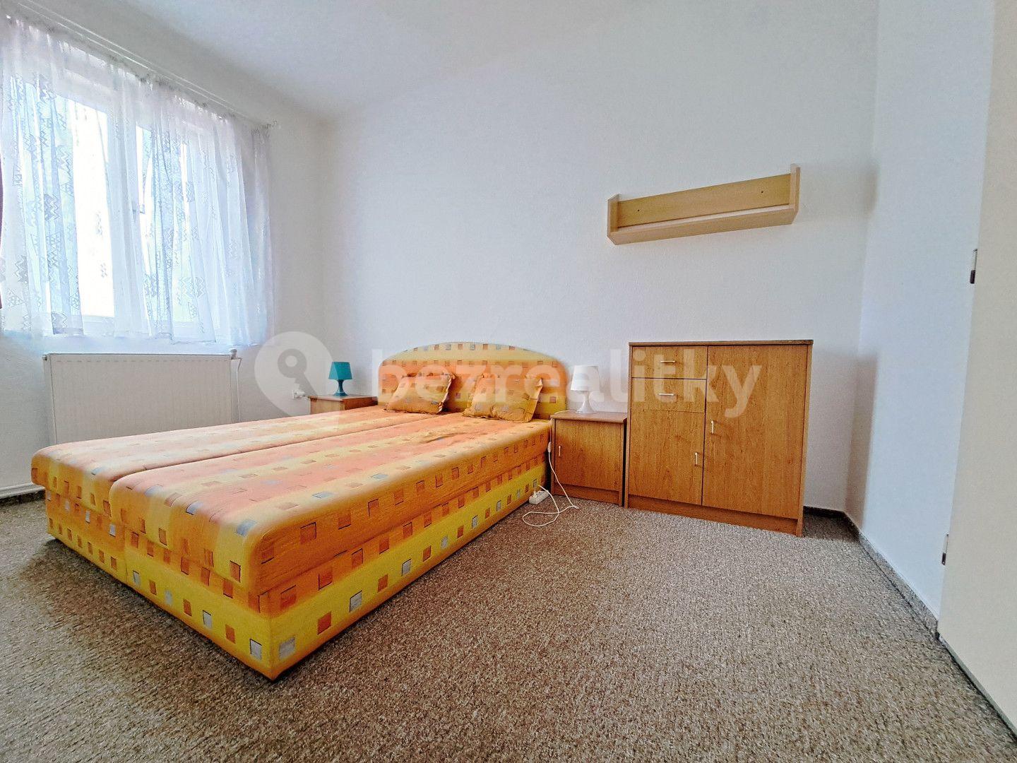 Prodej nebytového prostoru 1.496 m², Varvažov, Jihočeský kraj