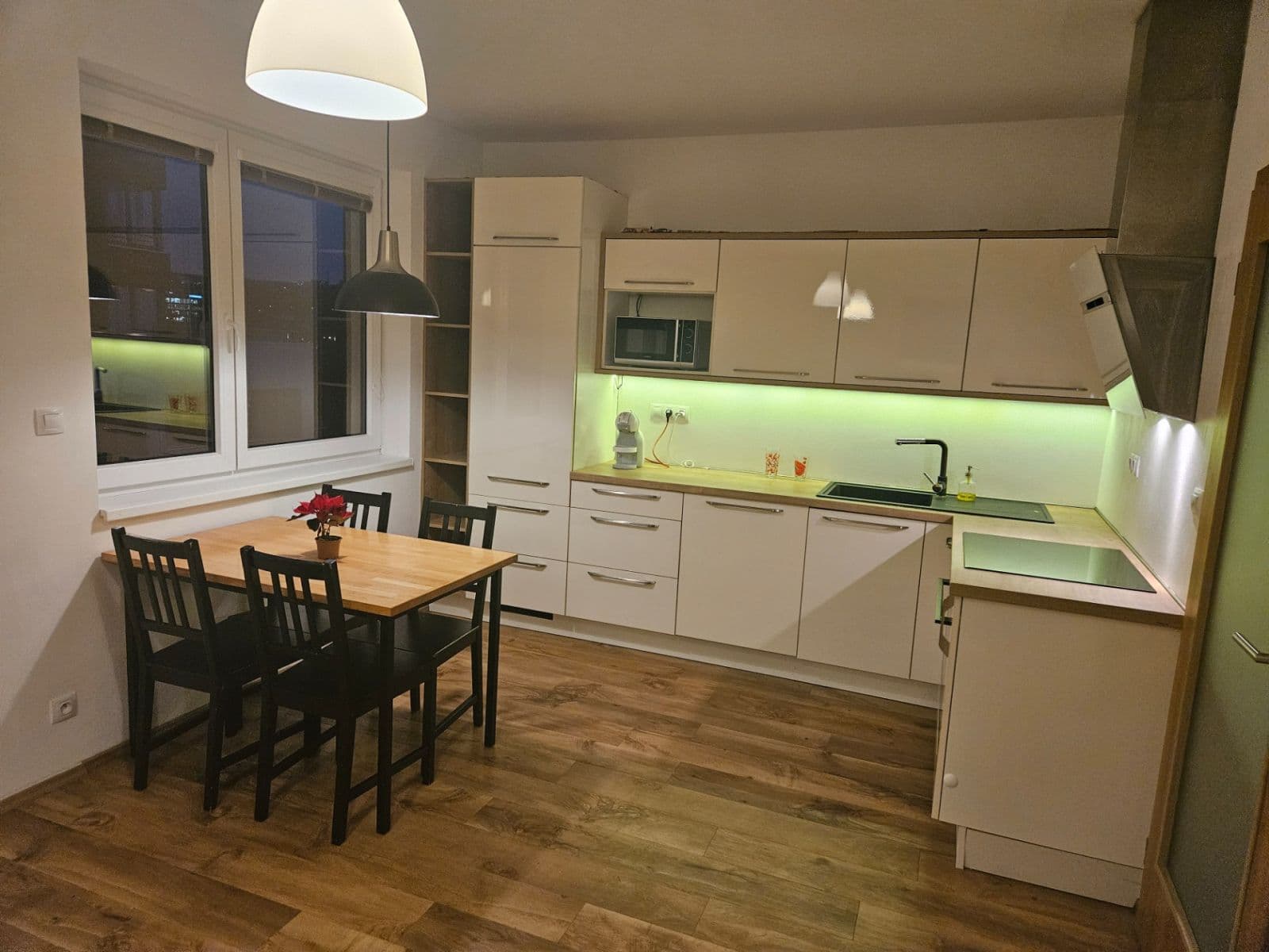 Pronájem bytu 2+kk 53 m², Jateční, Praha, Praha Pronájem bytu 2+kk 53 m², Jateční, Praha, Praha