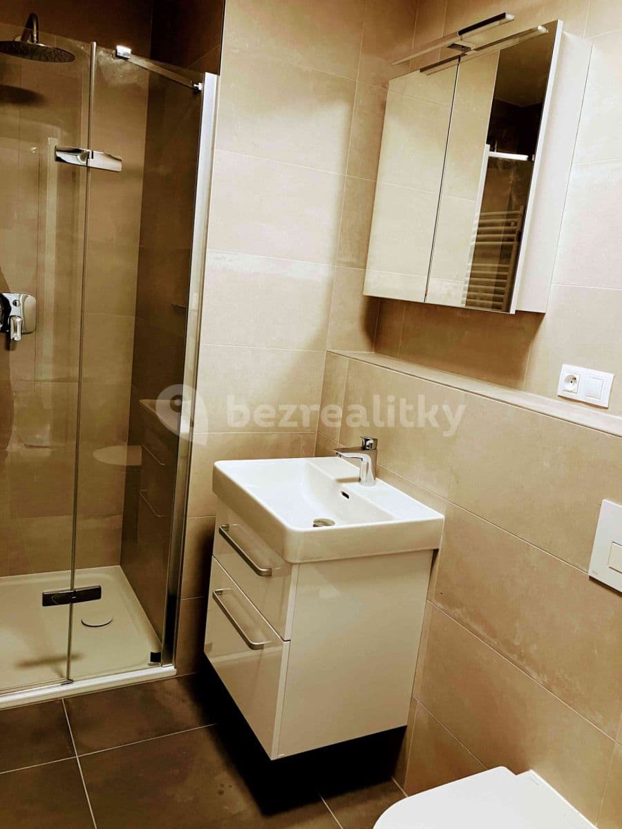 Pronájem bytu 1+kk 35 m², Jankovcova, Praha, Praha Pronájem bytu 1+kk 35 m², Jankovcova, Praha, Praha