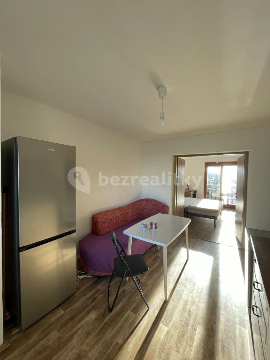 Pronájem bytu 2+1 51 m², Revoluční, Žďár nad Sázavou, Kraj Vysočina Pronájem bytu 2+1 51 m², Revoluční, Žďár nad Sázavou, Kraj Vysočina