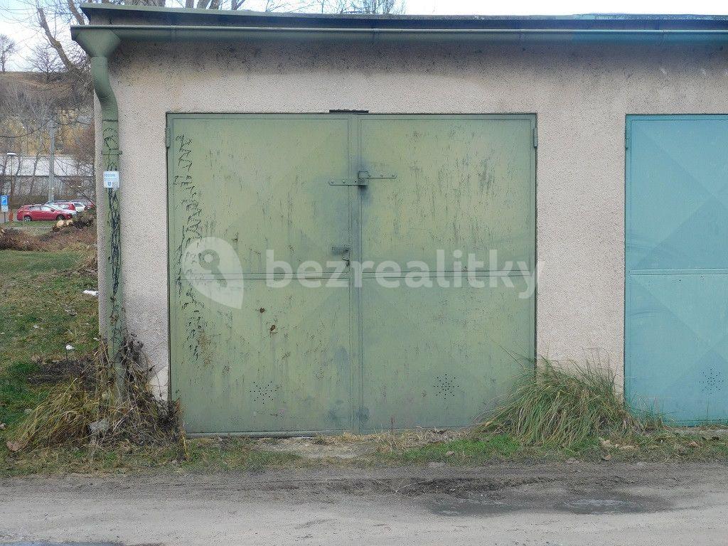 Prodej garáže • 19 m²