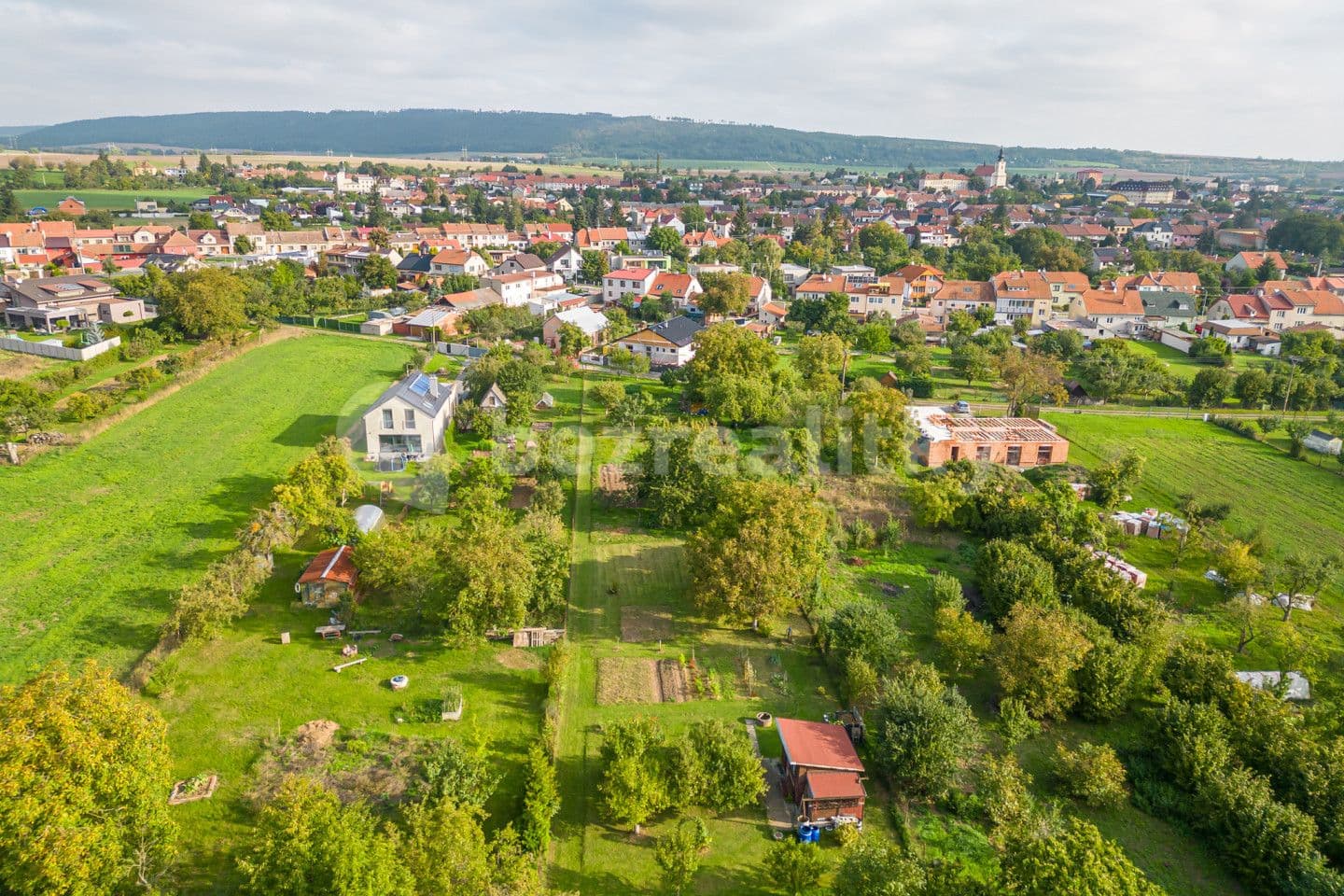 Prodej pozemku 1.618 m², Kostelec na Hané, Olomoucký kraj