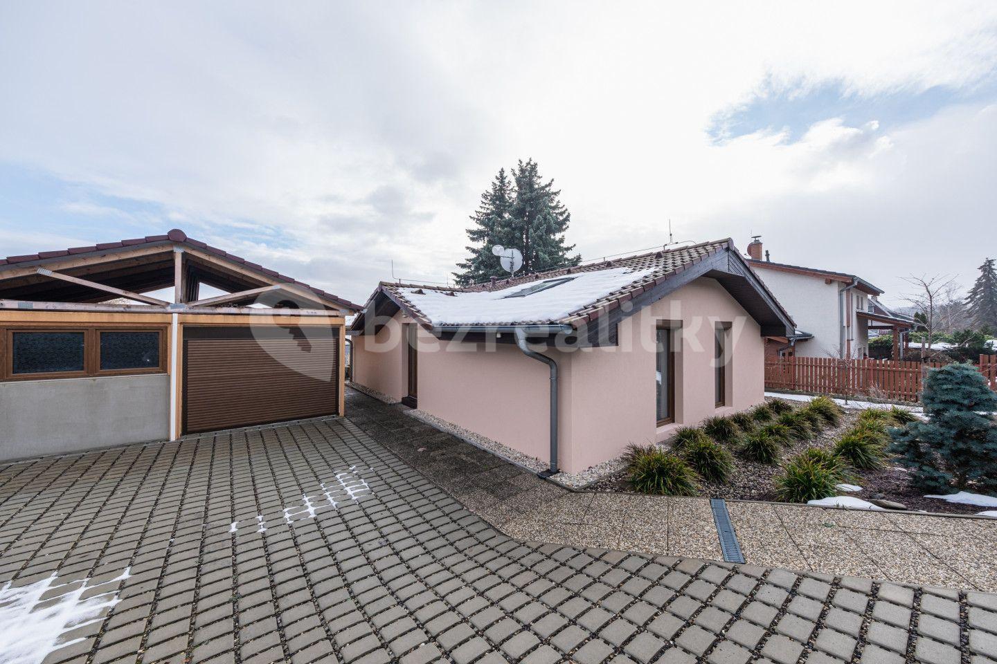 Prodej domu 841 m², pozemek 841 m², Pod Lesem, Chomutov, Ústecký kraj