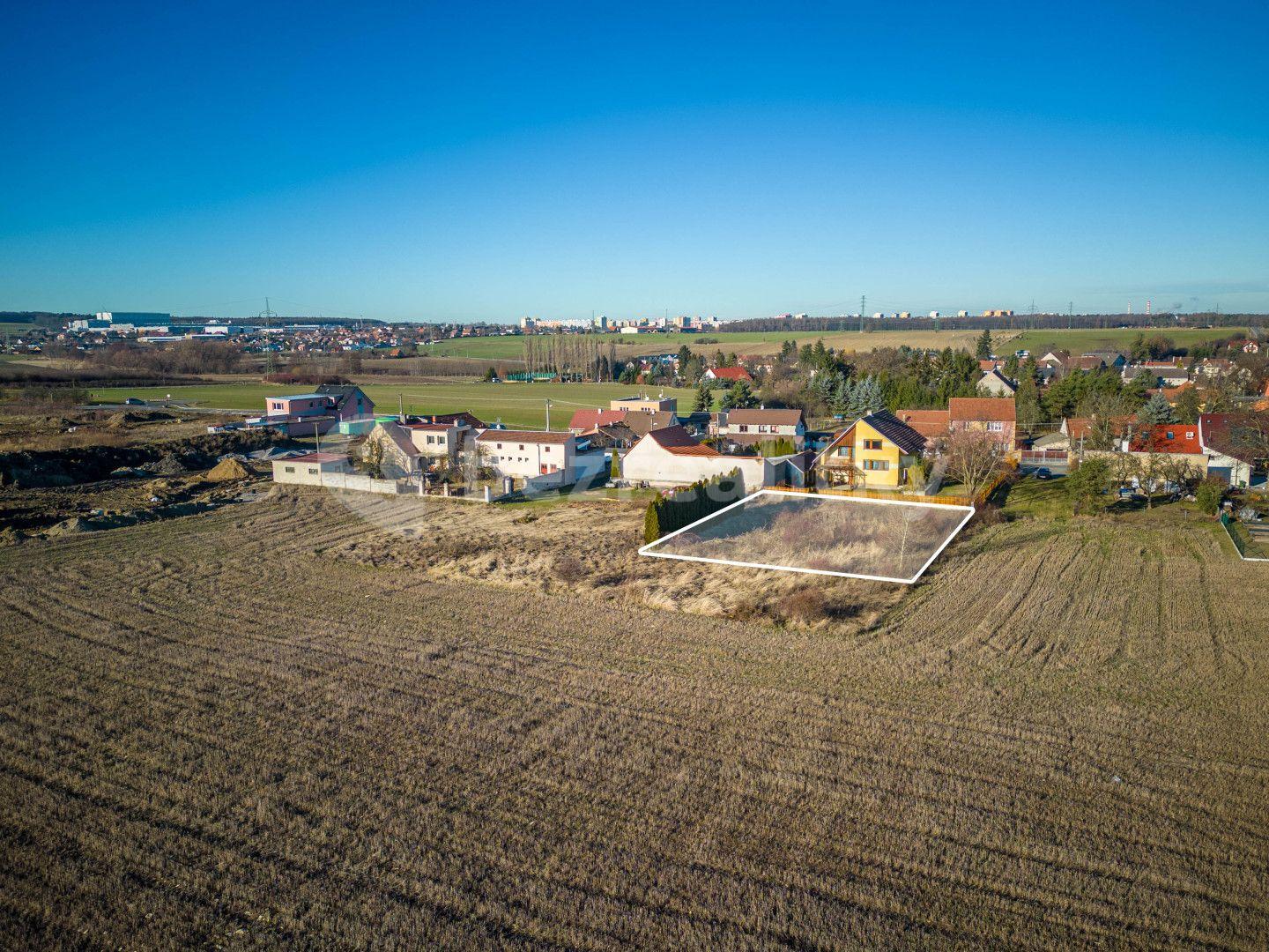 Prodej pozemku 800 m², Dolany, Středočeský kraj