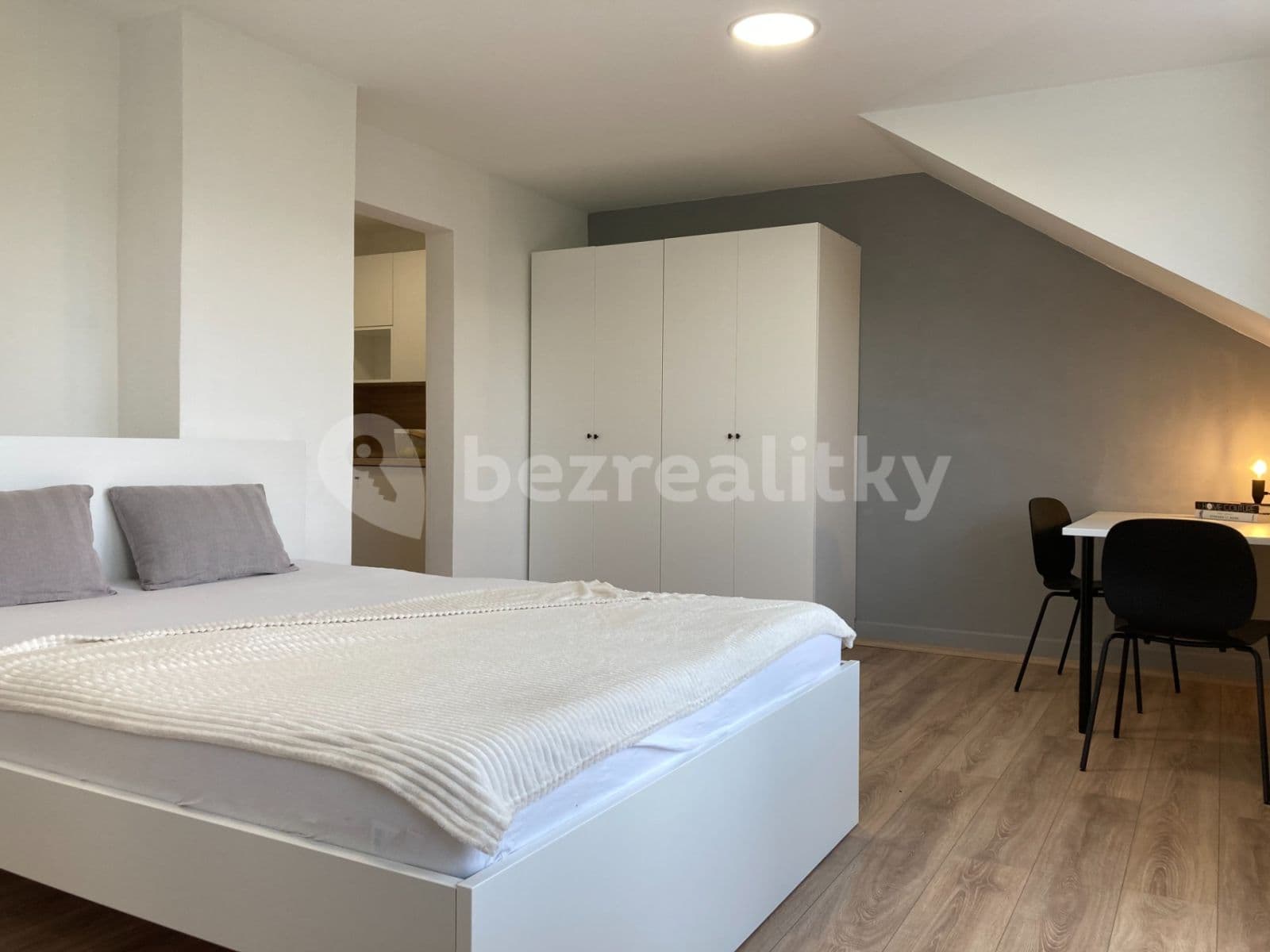 Pronájem bytu 1+kk 38 m², Žilkova, Brno, Jihomoravský kraj Pronájem bytu 1+kk 38 m², Žilkova, Brno, Jihomoravský kraj