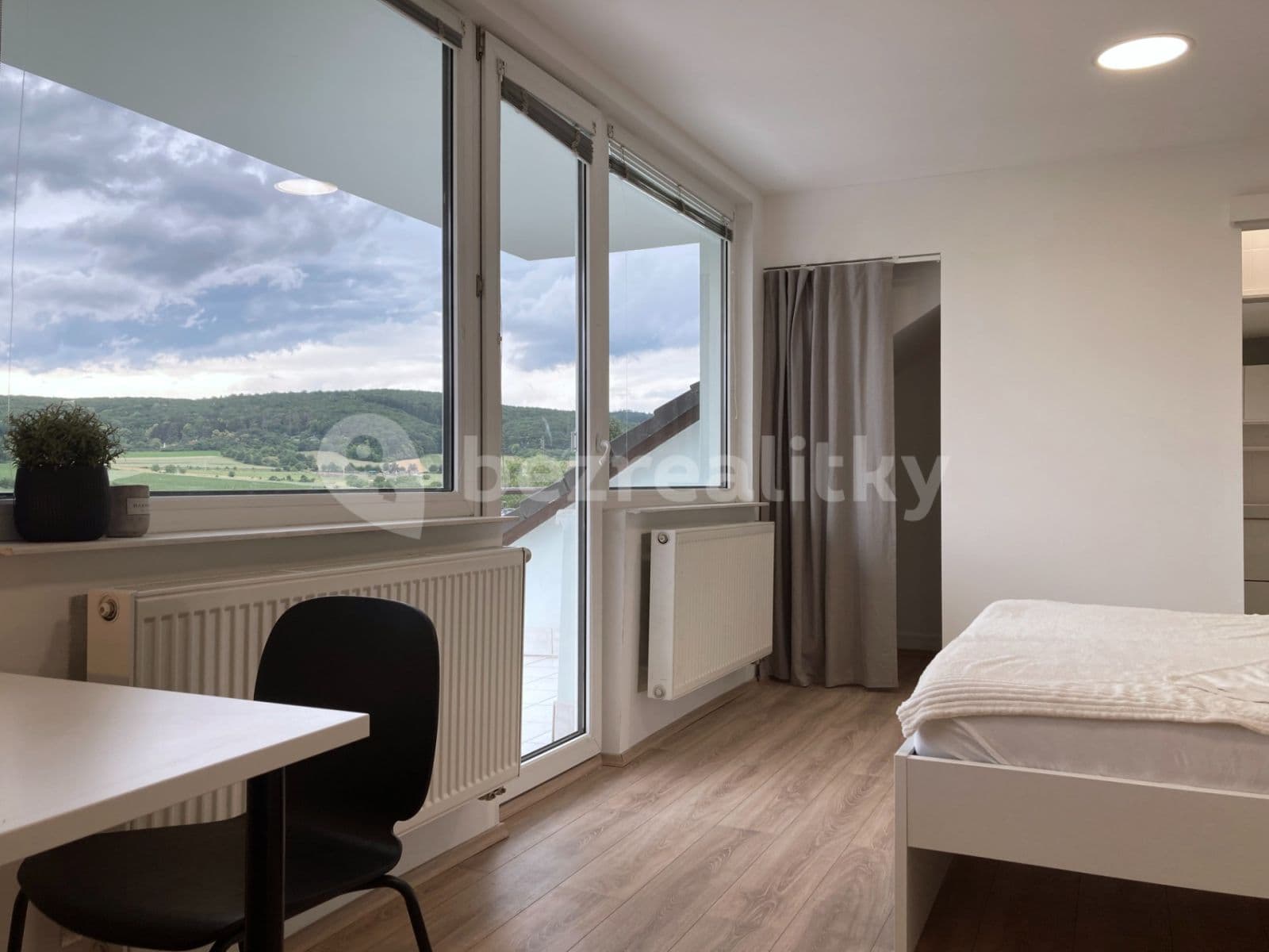 Pronájem bytu 1+kk 38 m², Žilkova, Brno, Jihomoravský kraj Pronájem bytu 1+kk 38 m², Žilkova, Brno, Jihomoravský kraj