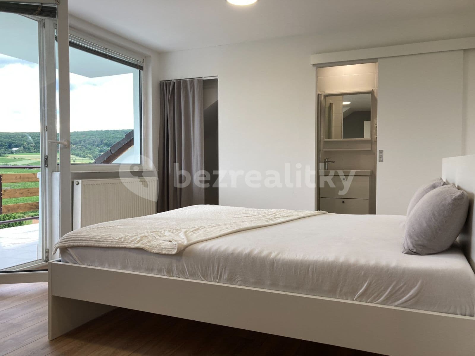 Pronájem bytu 1+kk 38 m², Žilkova, Brno, Jihomoravský kraj Pronájem bytu 1+kk 38 m², Žilkova, Brno, Jihomoravský kraj