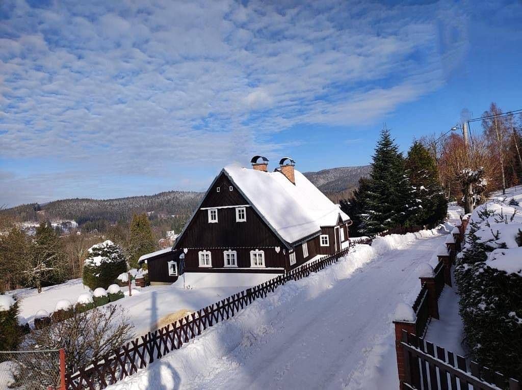 Pronájem chaty, chalupy, Jablonec nad Nisou, Liberecký kraj Pronájem chaty, chalupy, Jablonec nad Nisou, Liberecký kraj
