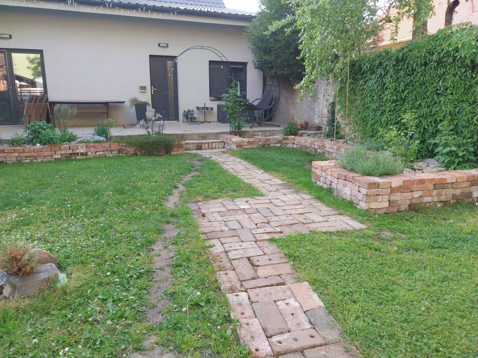 Prodej domu 100 m², pozemek 200 m², Hnojice, Olomoucký kraj Prodej domu 100 m², pozemek 200 m², Hnojice, Olomoucký kraj