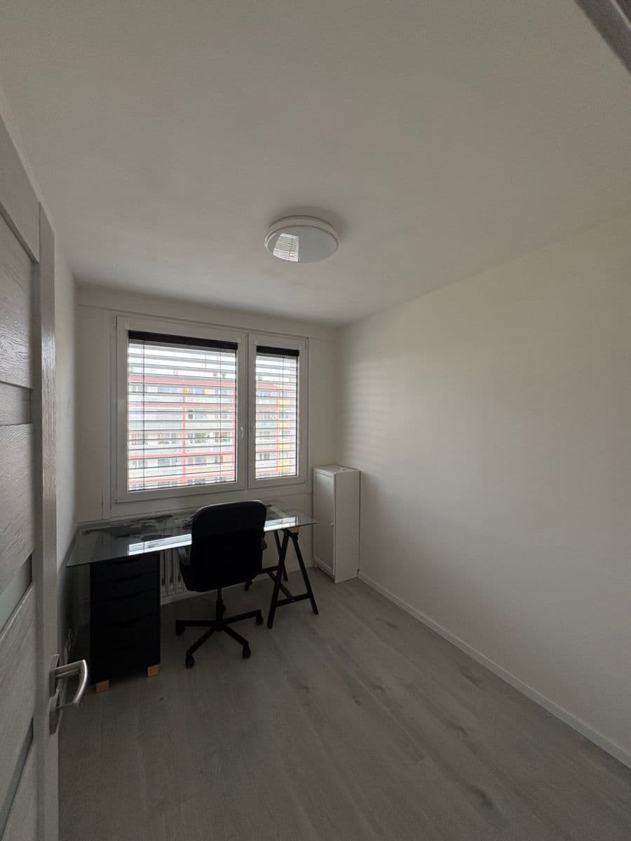 Pronájem bytu 3+kk 63 m², Kaplická, Praha, Praha Pronájem bytu 3+kk 63 m², Kaplická, Praha, Praha