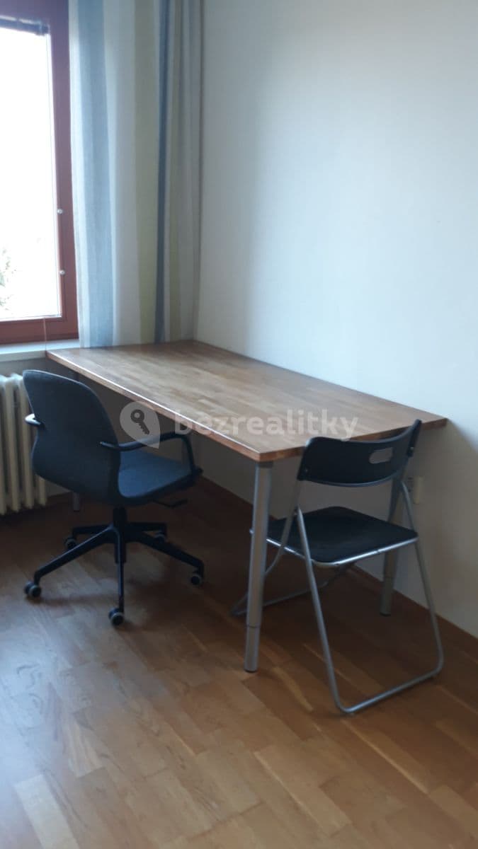 Pronájem bytu 1+kk 50 m², Kralupská, Praha, Praha Pronájem bytu 1+kk 50 m², Kralupská, Praha, Praha