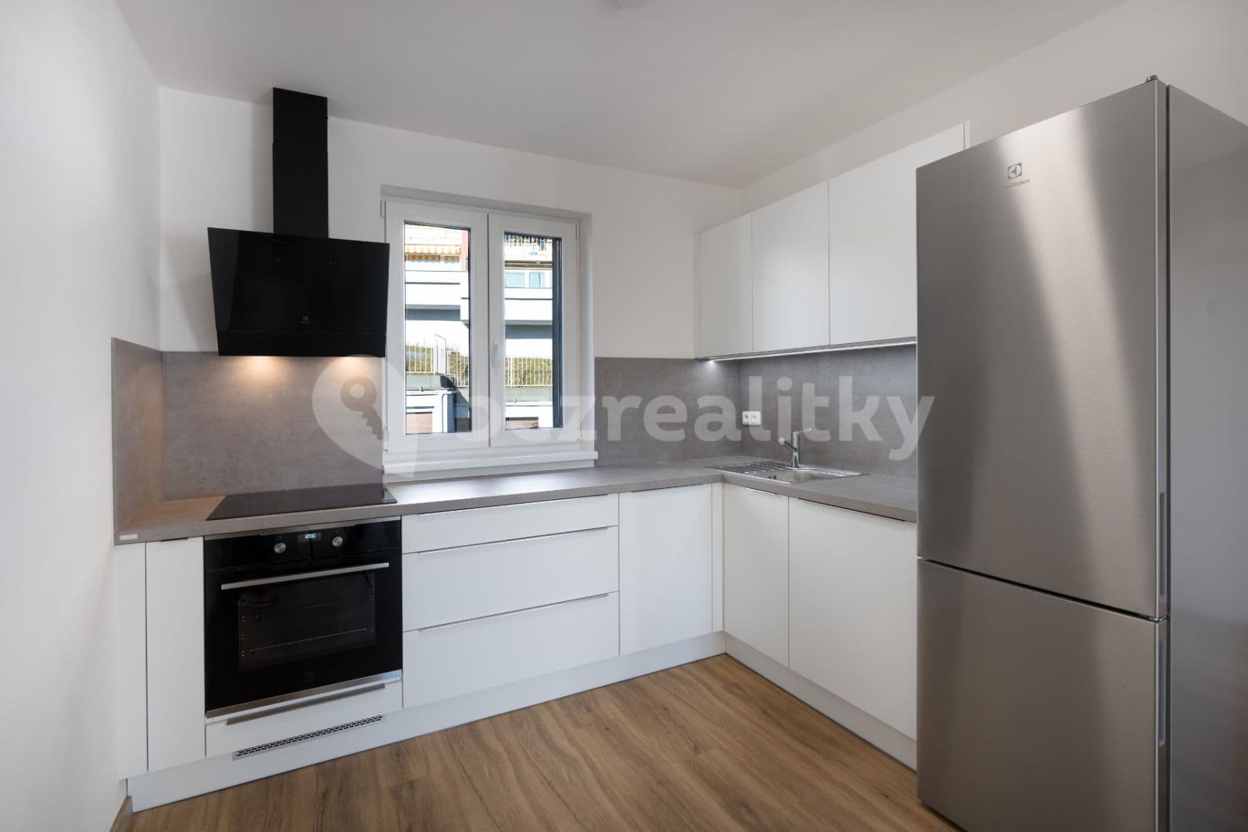 Pronájem bytu 2+kk 42 m², Na Pláni, Praha, Praha Pronájem bytu 2+kk 42 m², Na Pláni, Praha, Praha