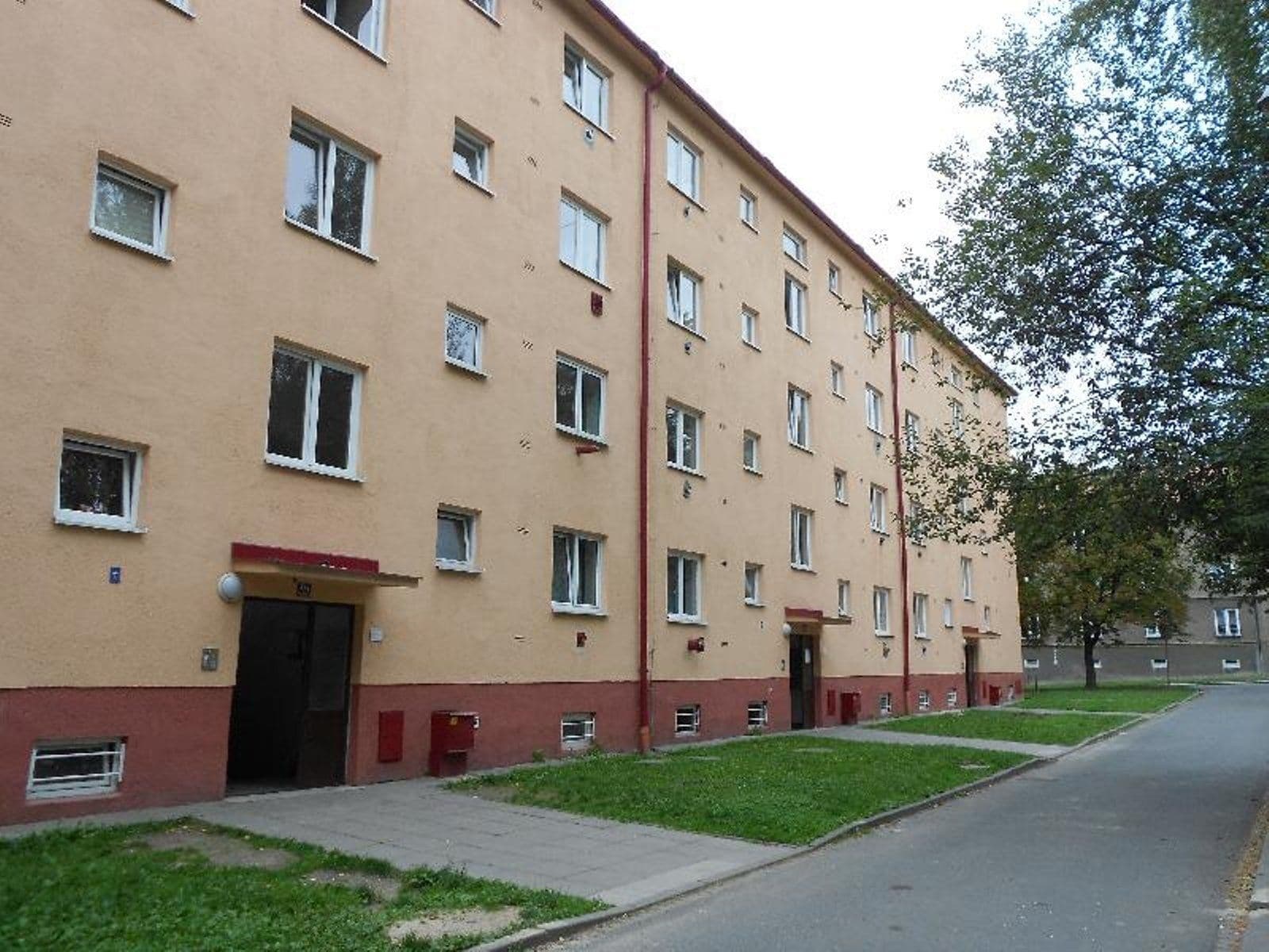 Pronájem bytu 2+1 48 m², Jarošova, Havířov, Moravskoslezský kraj Pronájem bytu 2+1 48 m², Jarošova, Havířov, Moravskoslezský kraj