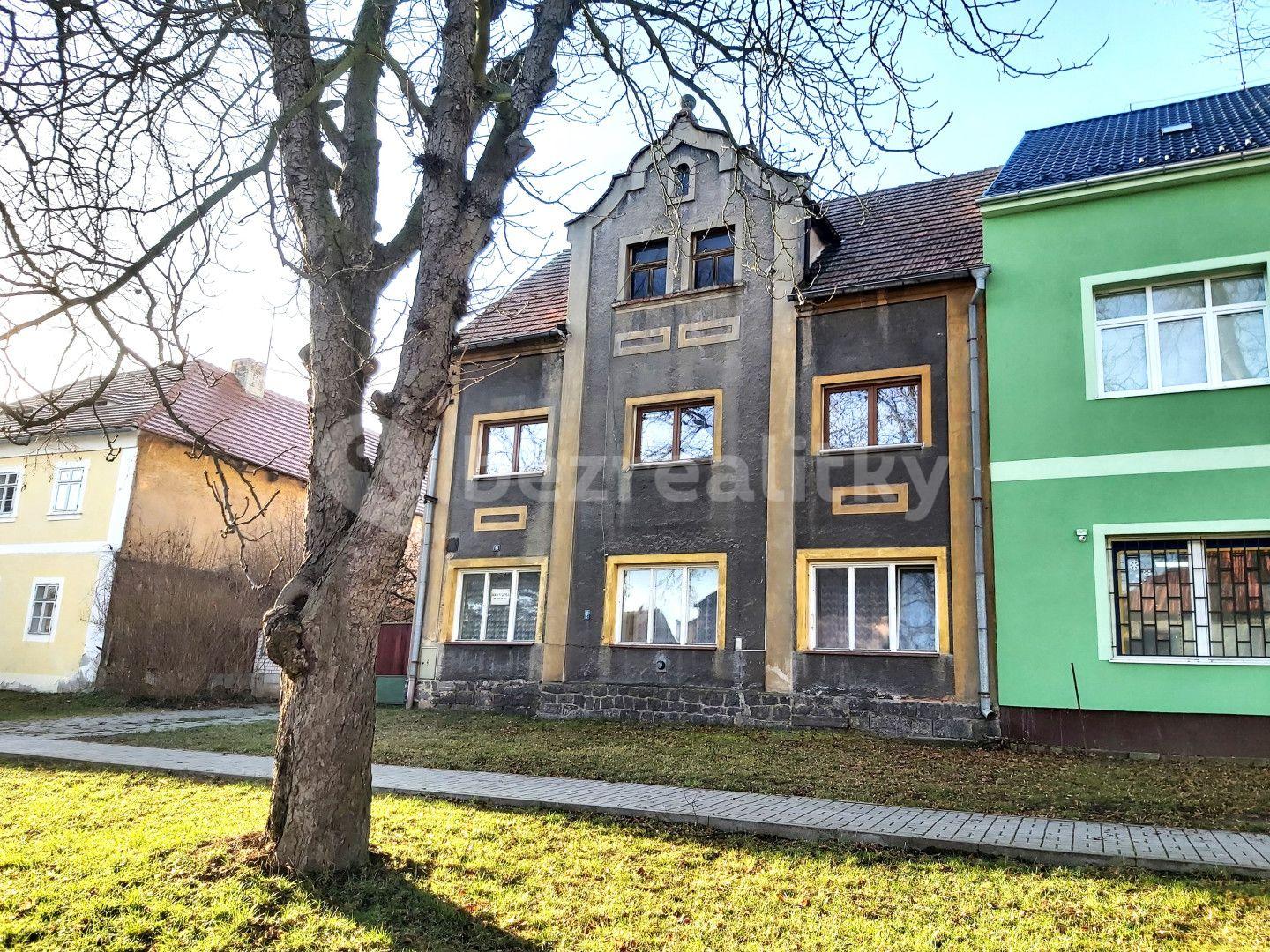 Prodej domu 159 m², pozemek 931 m², Kryrská, Vroutek, Ústecký kraj
