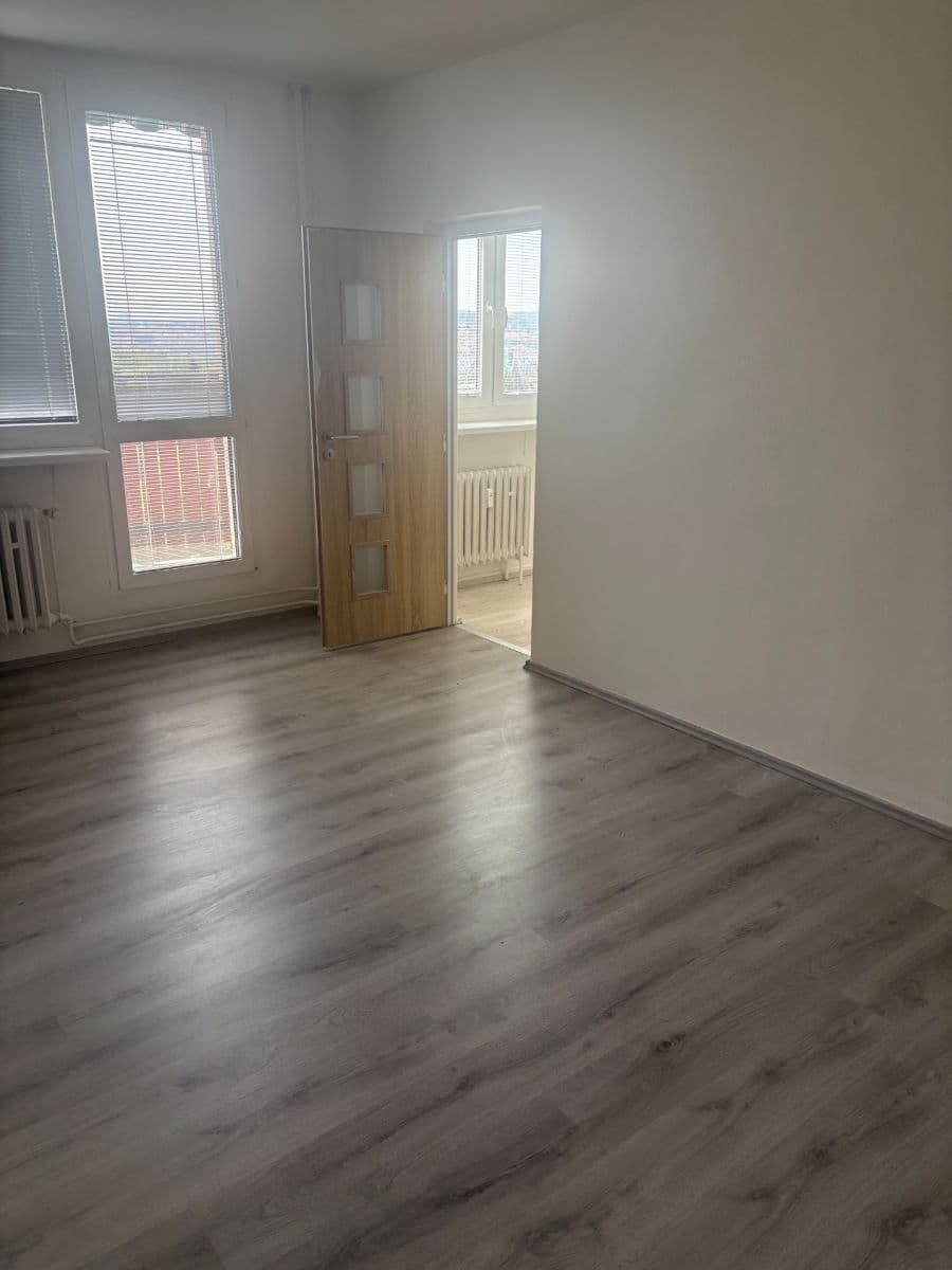 Pronájem bytu 1+1 38 m², Slavíčkova, Brno, Jihomoravský kraj Pronájem bytu 1+1 38 m², Slavíčkova, Brno, Jihomoravský kraj