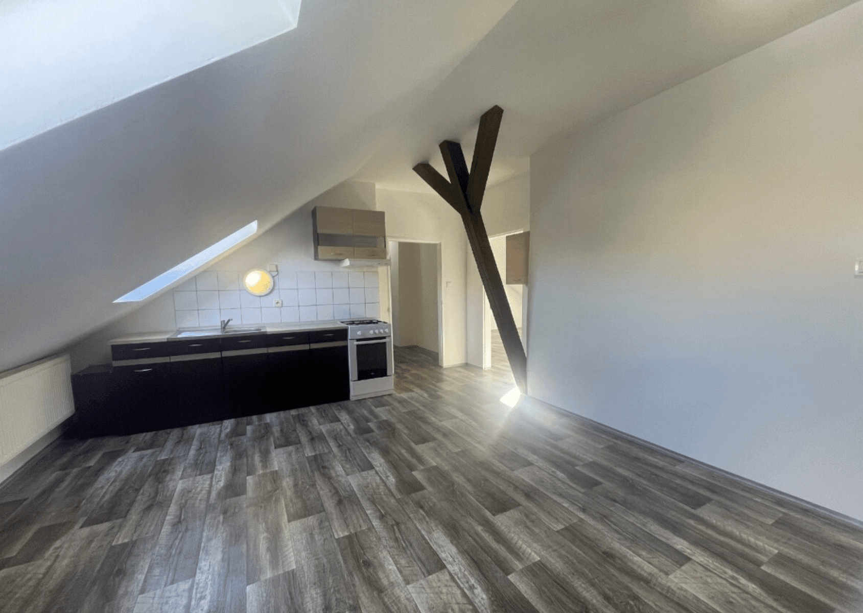 Pronájem bytu 3+kk 70 m², Školní, Chomutov, Ústecký kraj Pronájem bytu 3+kk 70 m², Školní, Chomutov, Ústecký kraj