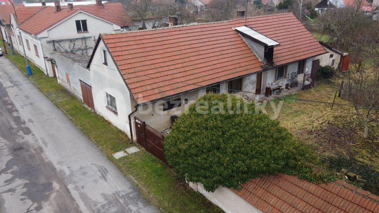 Prodej domu 84 m², pozemek 1.084 m², Dlouhá, Sány, Středočeský kraj