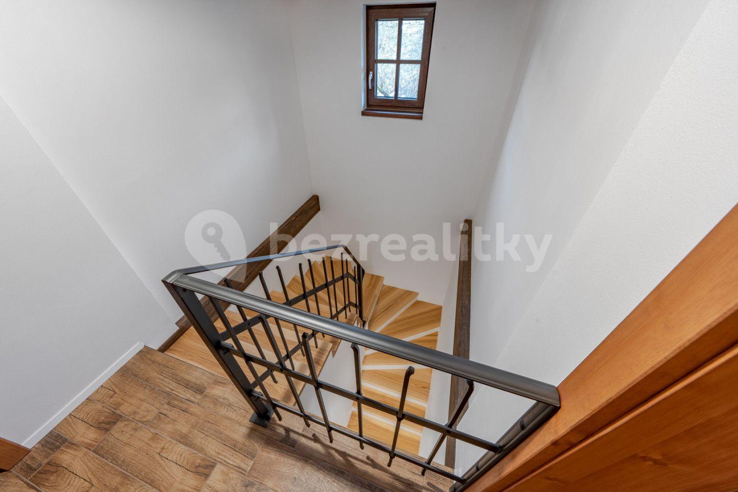 Prodej domu 160 m², pozemek 812 m², Velké Karlovice, Zlínský kraj