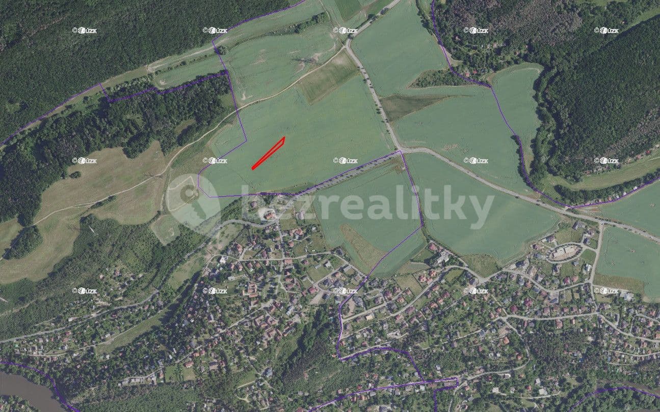 Prodej pozemku 1.574 m², Lety, Středočeský kraj