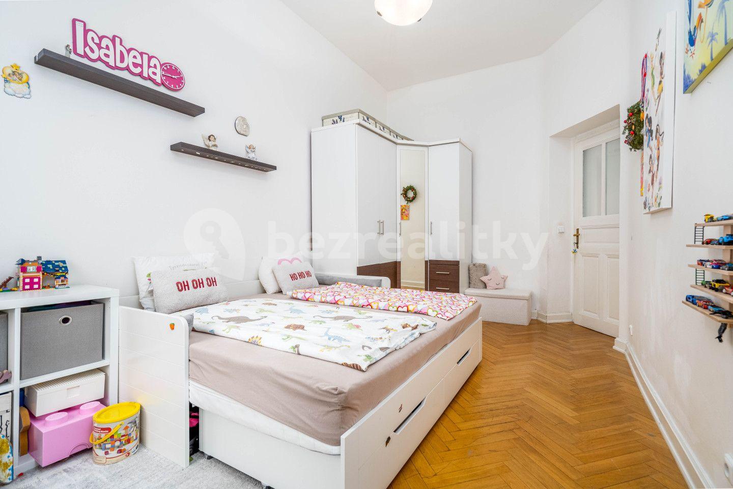 Prodej bytu 4+kk 100 m², Bachmačské náměstí, Praha, Praha
