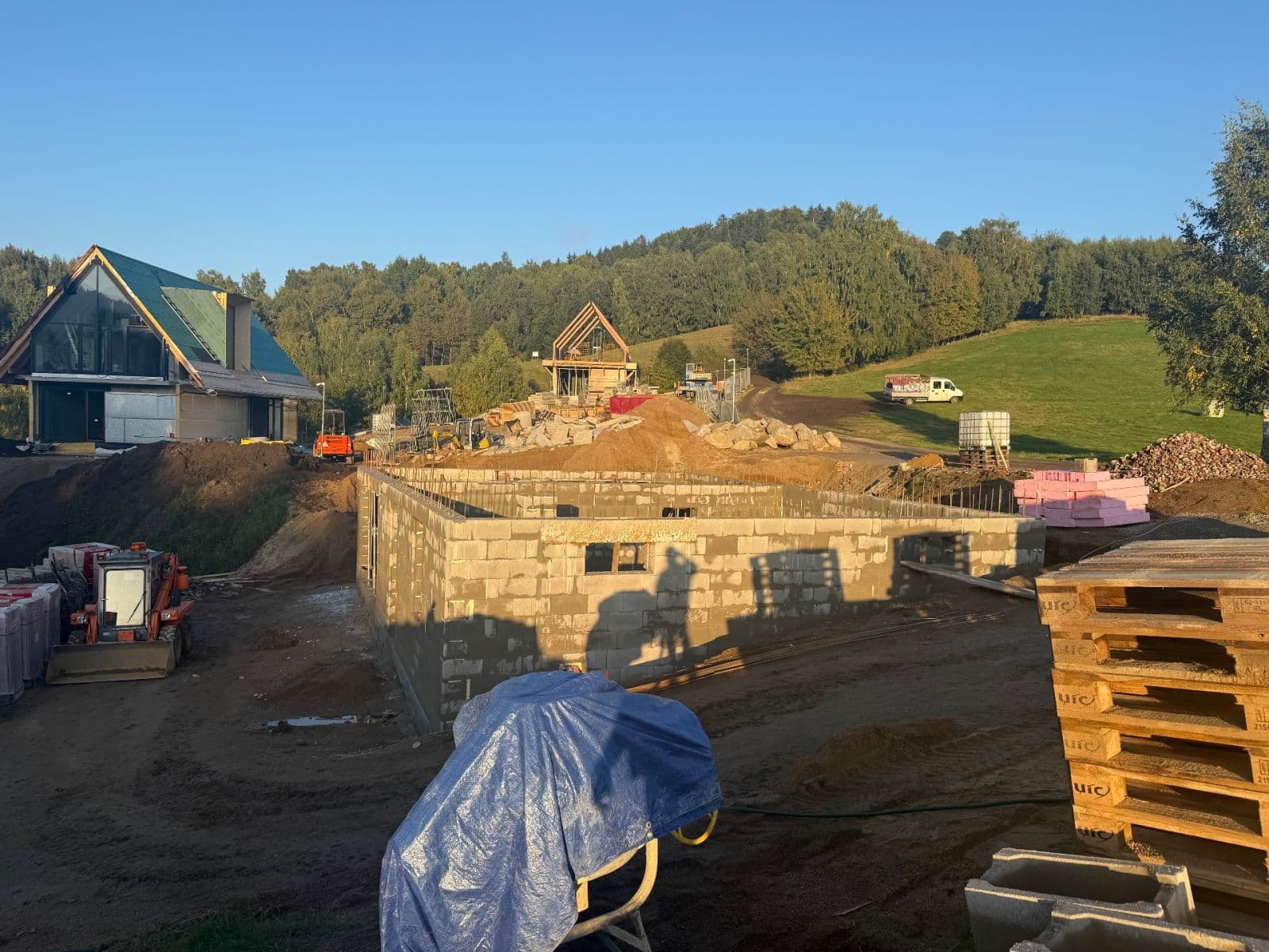 Prodej pozemku 2.377 m², Pustinská, Desná, Liberecký kraj Prodej pozemku 2.377 m², Pustinská, Desná, Liberecký kraj