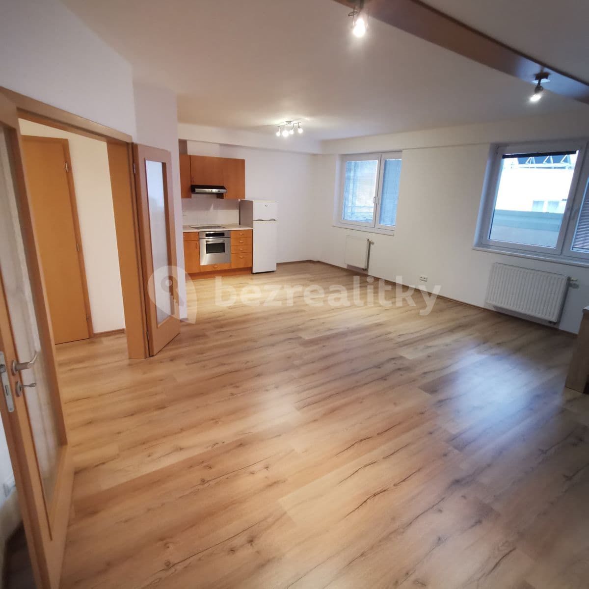 Pronájem bytu 3+kk 83 m², Bartošova, Zlín, Zlínský kraj Pronájem bytu 3+kk 83 m², Bartošova, Zlín, Zlínský kraj