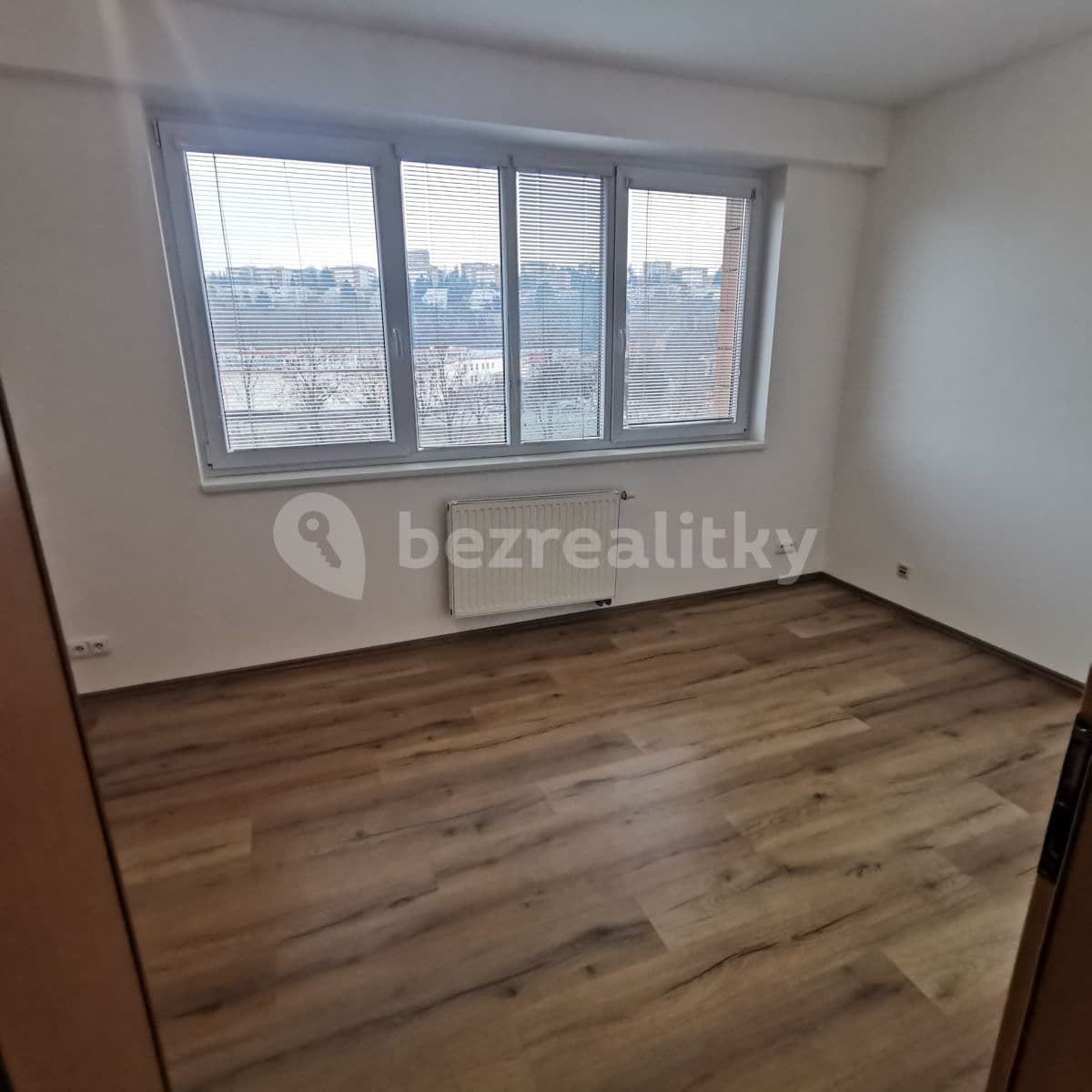 Pronájem bytu 3+kk 83 m², Bartošova, Zlín, Zlínský kraj Pronájem bytu 3+kk 83 m², Bartošova, Zlín, Zlínský kraj