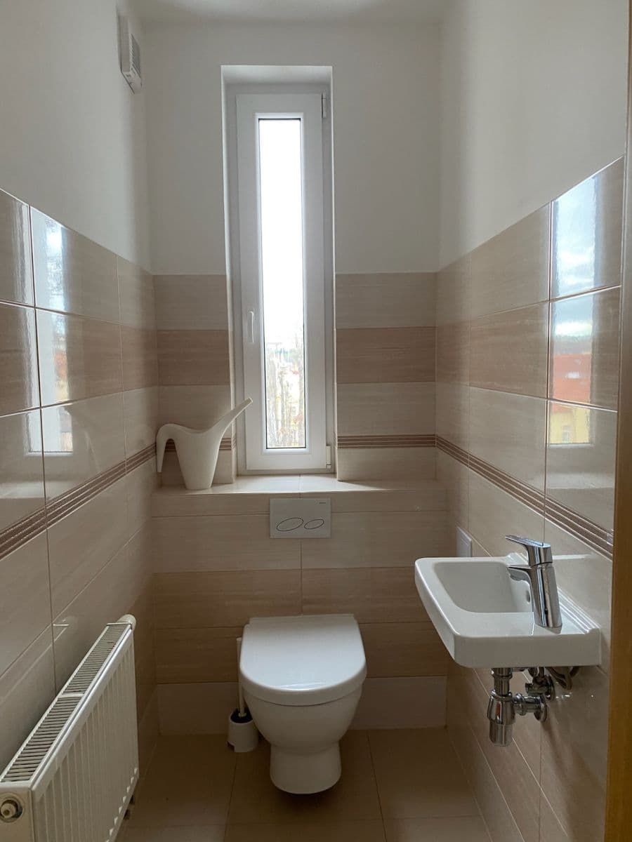 Pronájem bytu 3+kk 105 m², Sokolovská, Praha, Praha Pronájem bytu 3+kk 105 m², Sokolovská, Praha, Praha