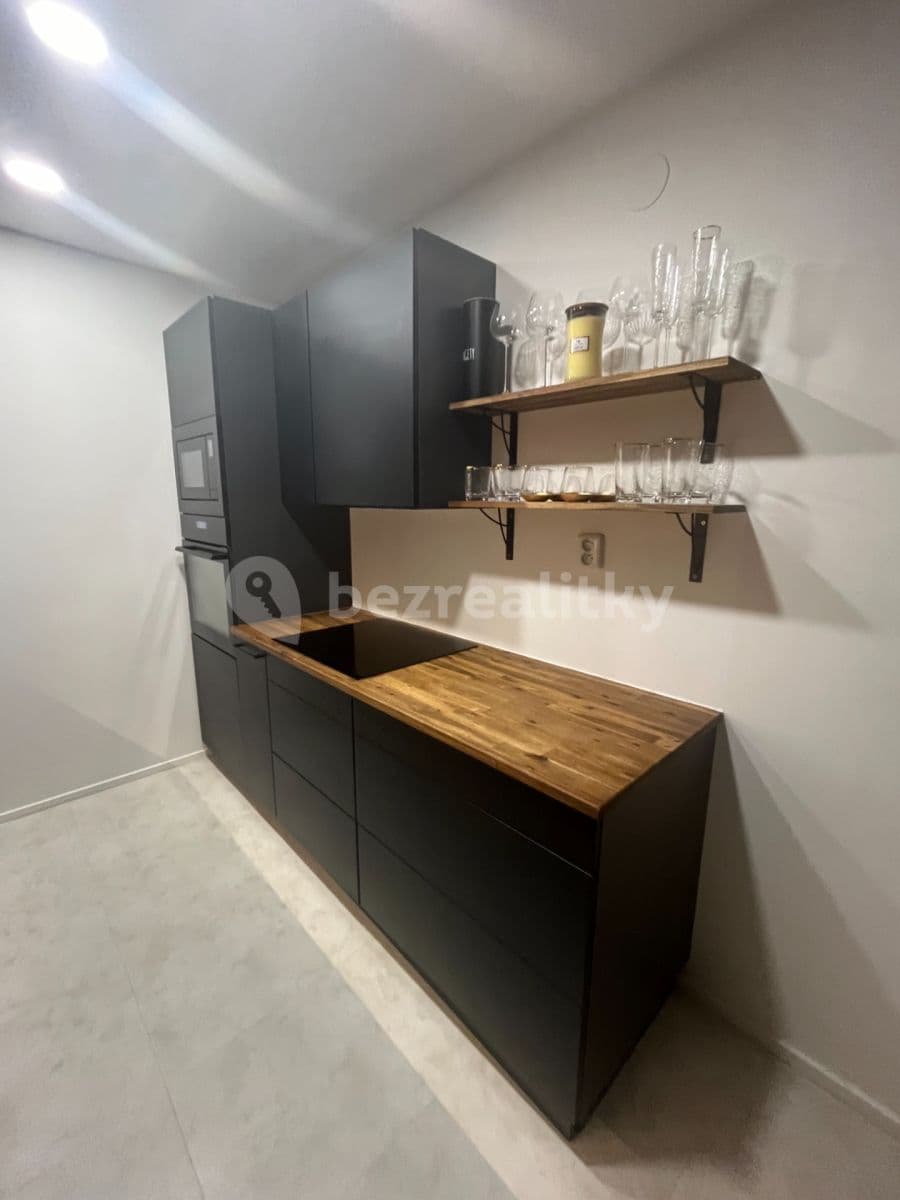 Pronájem bytu 2+kk 42 m², Kupeckého, Praha, Praha Pronájem bytu 2+kk 42 m², Kupeckého, Praha, Praha