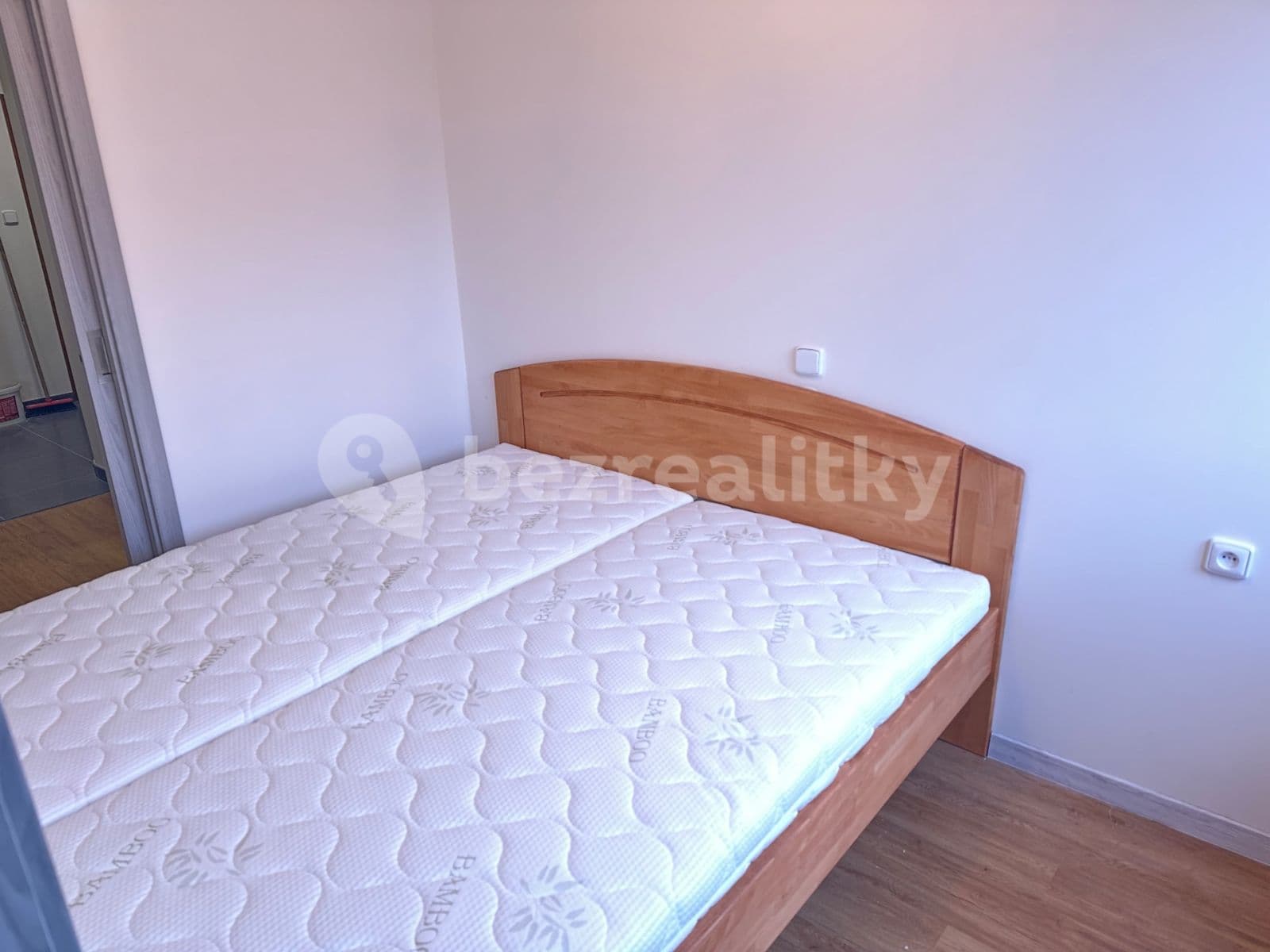 Pronájem bytu 2+kk 39 m², Michelská, Praha, Praha Pronájem bytu 2+kk 39 m², Michelská, Praha, Praha
