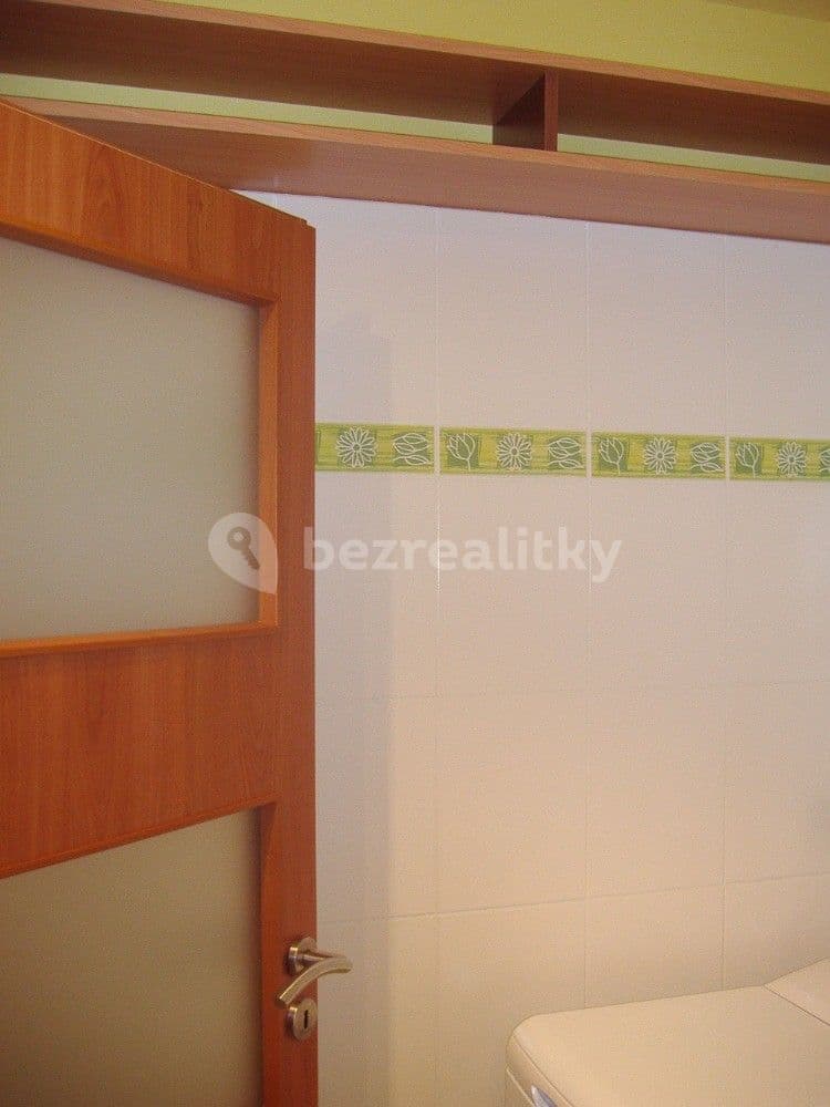 Pronájem bytu 2+kk 46 m², Kmochova, Hostivice, Středočeský kraj Pronájem bytu 2+kk 46 m², Kmochova, Hostivice, Středočeský kraj