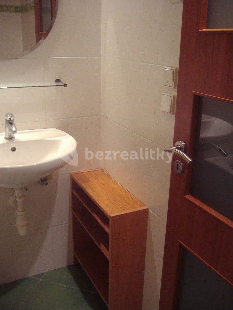 Pronájem bytu 2+kk 46 m², Kmochova, Hostivice, Středočeský kraj Pronájem bytu 2+kk 46 m², Kmochova, Hostivice, Středočeský kraj