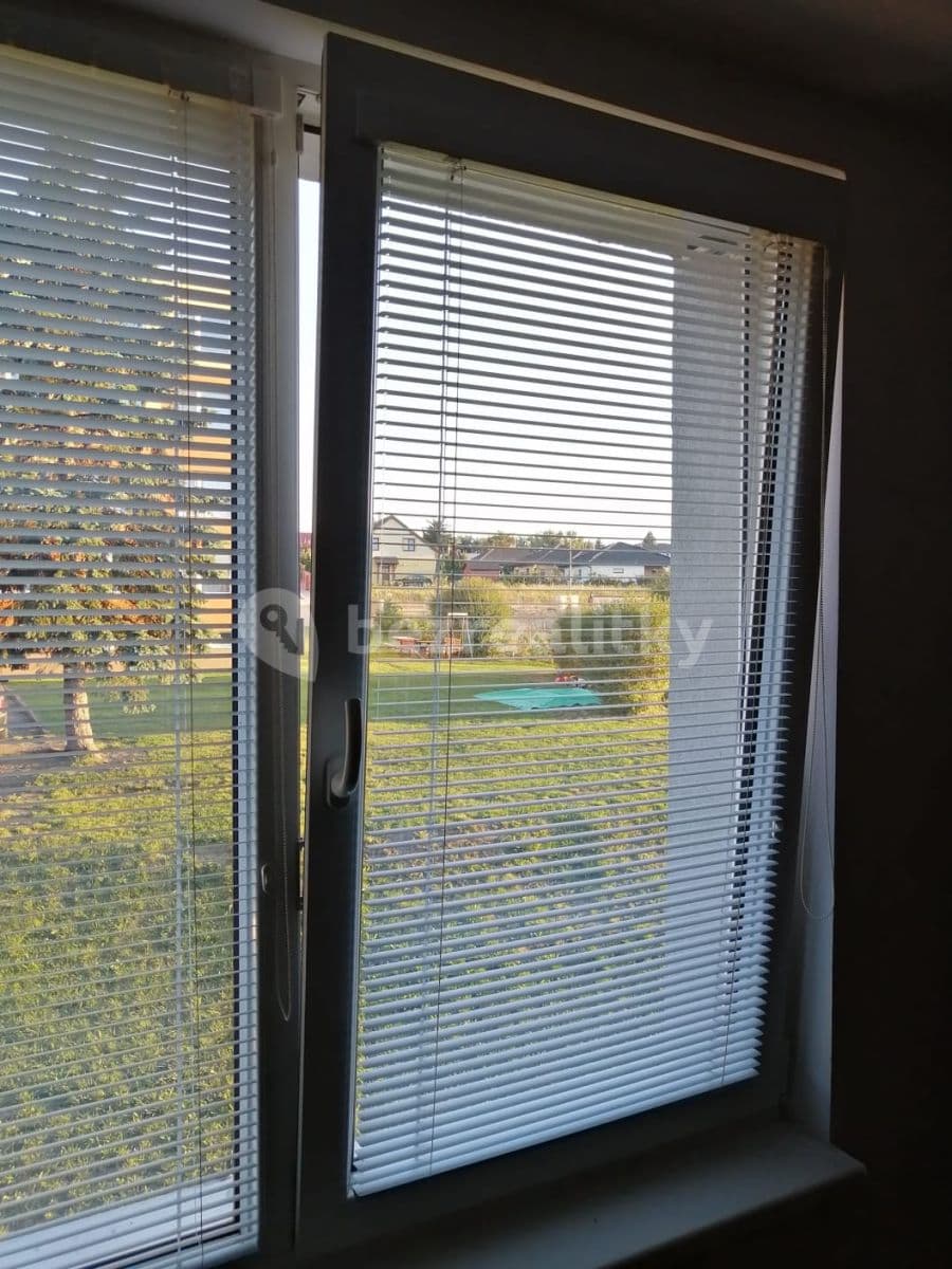 Pronájem bytu 2+kk 46 m², Kmochova, Hostivice, Středočeský kraj Pronájem bytu 2+kk 46 m², Kmochova, Hostivice, Středočeský kraj