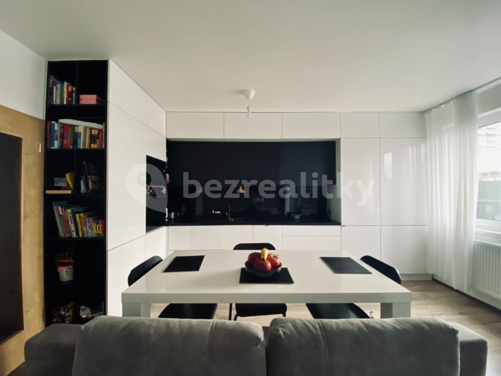 Pronájem bytu 1+kk 42 m², Miroslava Hajna, Praha, Praha Pronájem bytu 1+kk 42 m², Miroslava Hajna, Praha, Praha