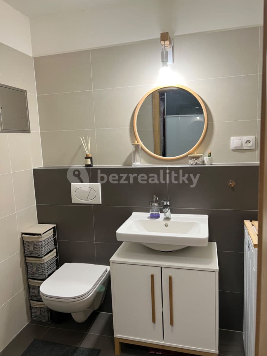 Pronájem bytu 1+kk 42 m², Miroslava Hajna, Praha, Praha Pronájem bytu 1+kk 42 m², Miroslava Hajna, Praha, Praha