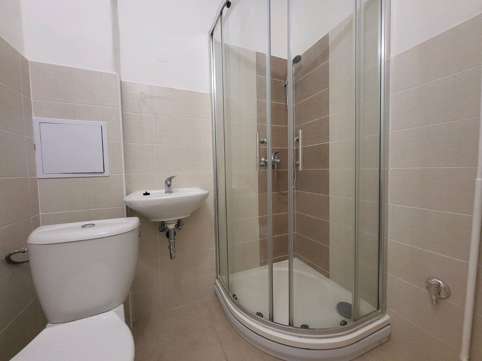 Pronájem bytu 1+kk 18 m², Mánesova, Havířov, Moravskoslezský kraj Pronájem bytu 1+kk 18 m², Mánesova, Havířov, Moravskoslezský kraj