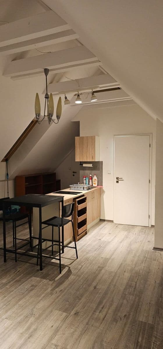Pronájem bytu Garsoniéra 25 m², Sukova, Velké Přílepy, Středočeský kraj Pronájem bytu Garsoniéra 25 m², Sukova, Velké Přílepy, Středočeský kraj