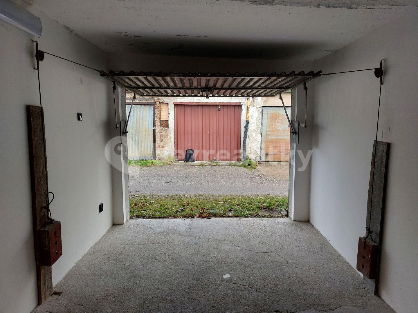 Prodej garáže 18 m², Mladoboleslavská, Mělník, Středočeský kraj