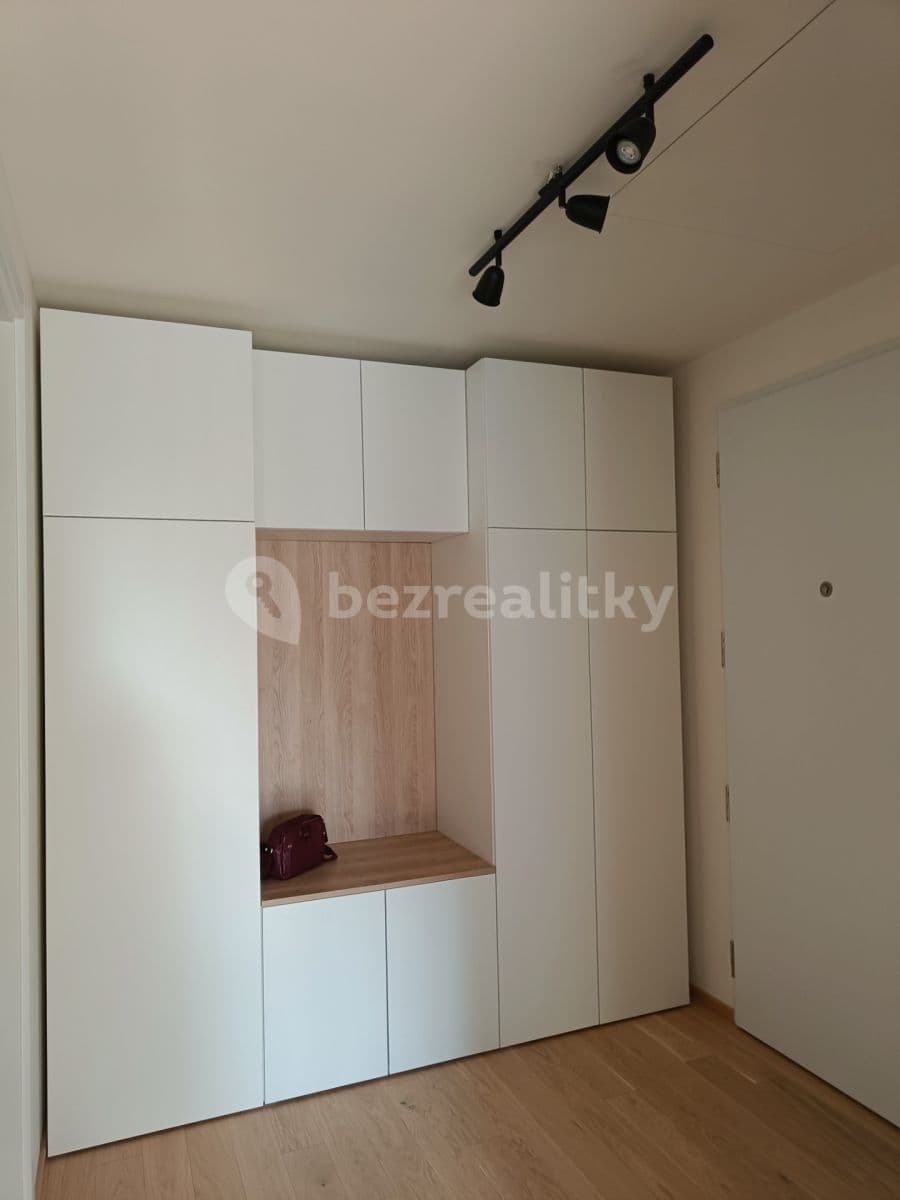 Pronájem bytu 2+kk 54 m², V Přístavu, Praha, Praha Pronájem bytu 2+kk 54 m², V Přístavu, Praha, Praha