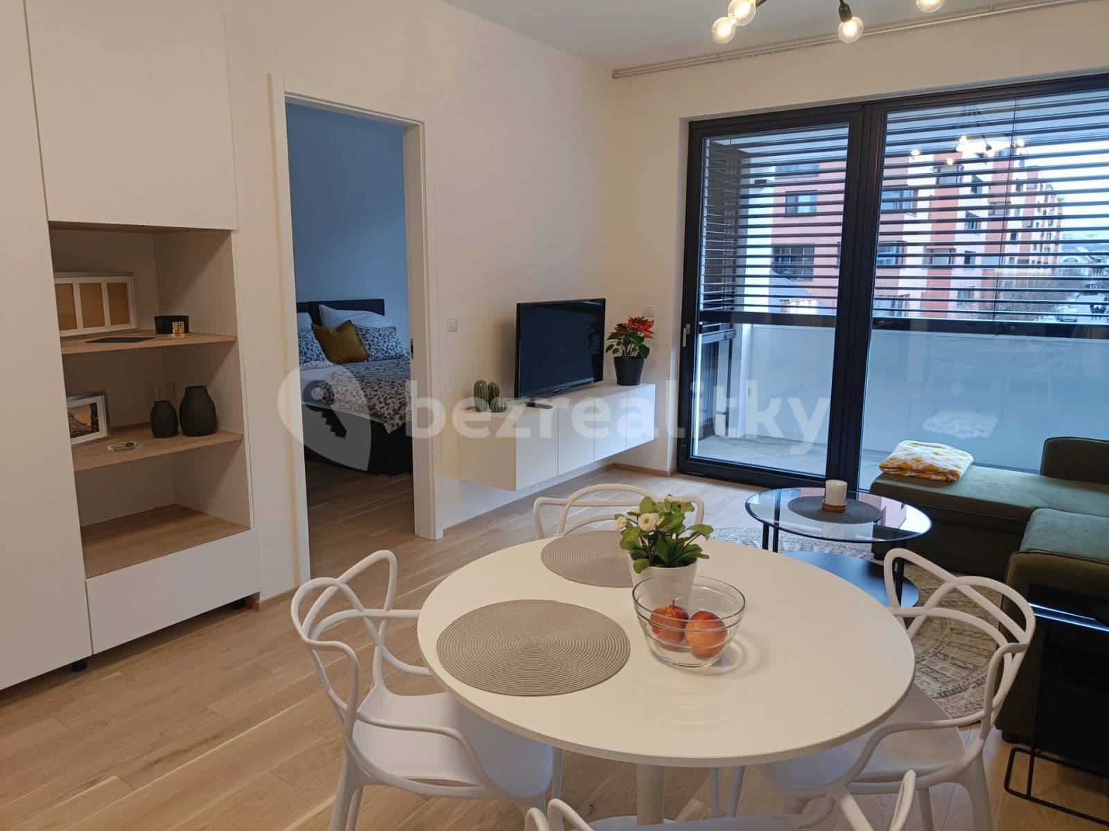 Pronájem bytu 2+kk 54 m², V Přístavu, Praha, Praha Pronájem bytu 2+kk 54 m², V Přístavu, Praha, Praha