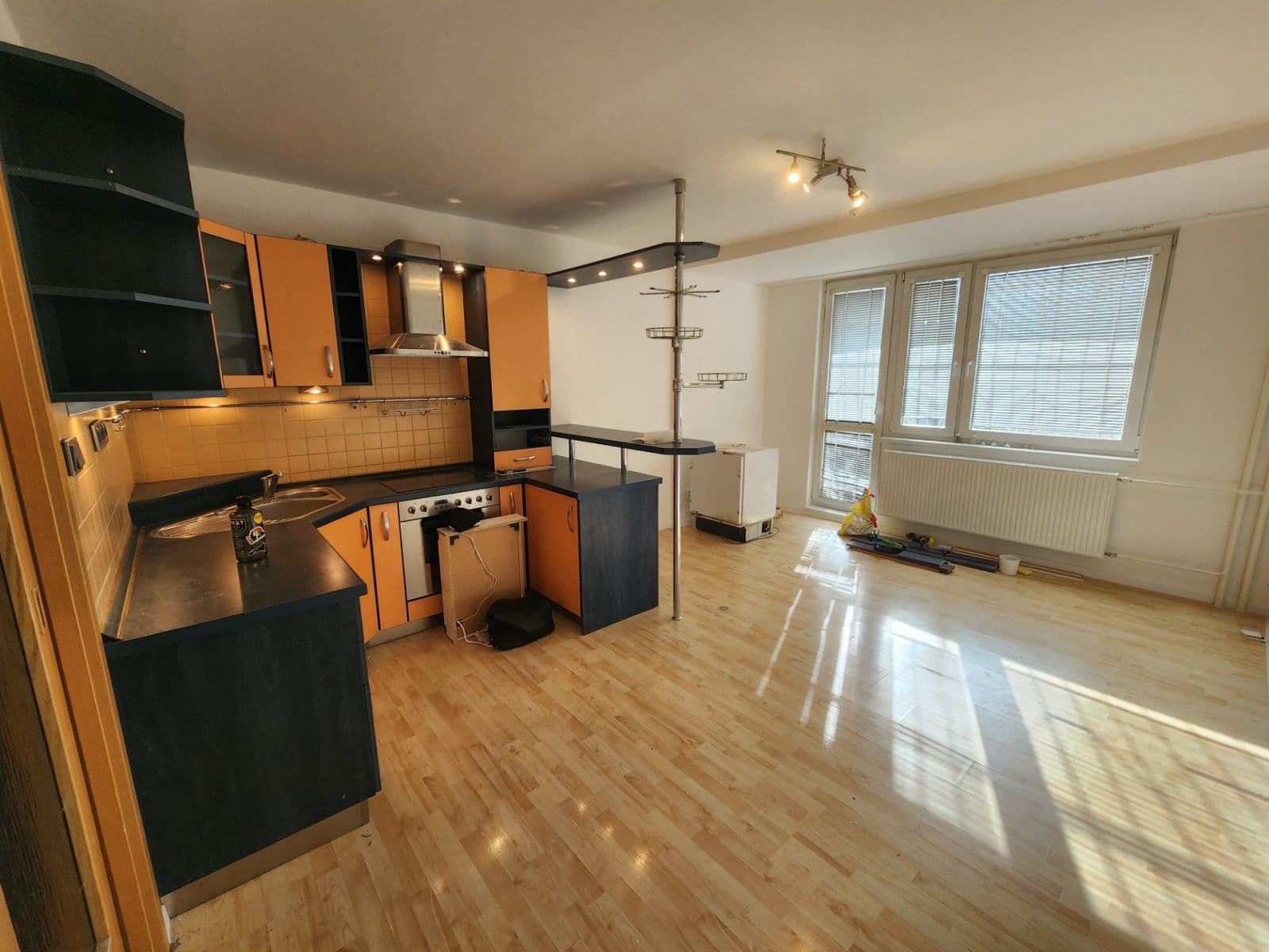 Pronájem bytu 1+kk 32 m², Neapolská, Praha, Praha Pronájem bytu 1+kk 32 m², Neapolská, Praha, Praha