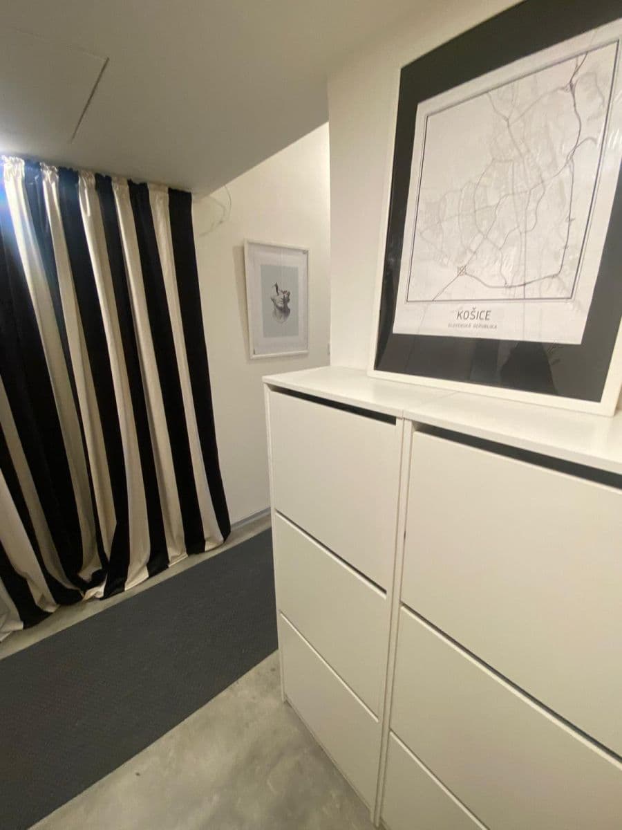 Pronájem bytu 3+kk 76 m², Spojovací, Praha, Praha Pronájem bytu 3+kk 76 m², Spojovací, Praha, Praha