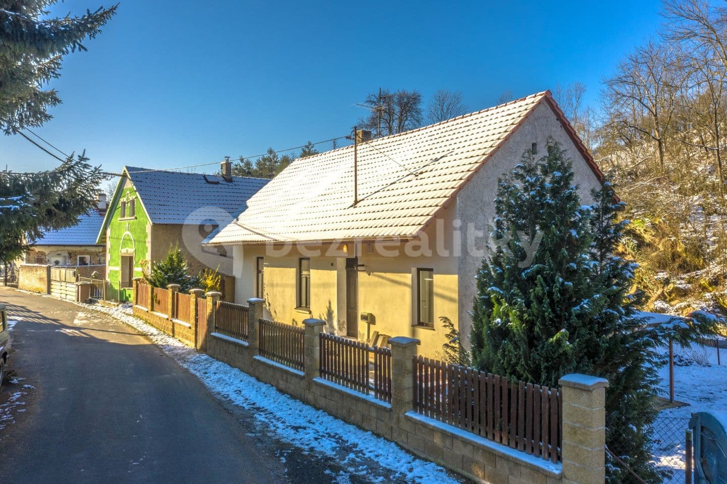 Prodej domu 54 m², pozemek 236 m², Svojšice, Středočeský kraj