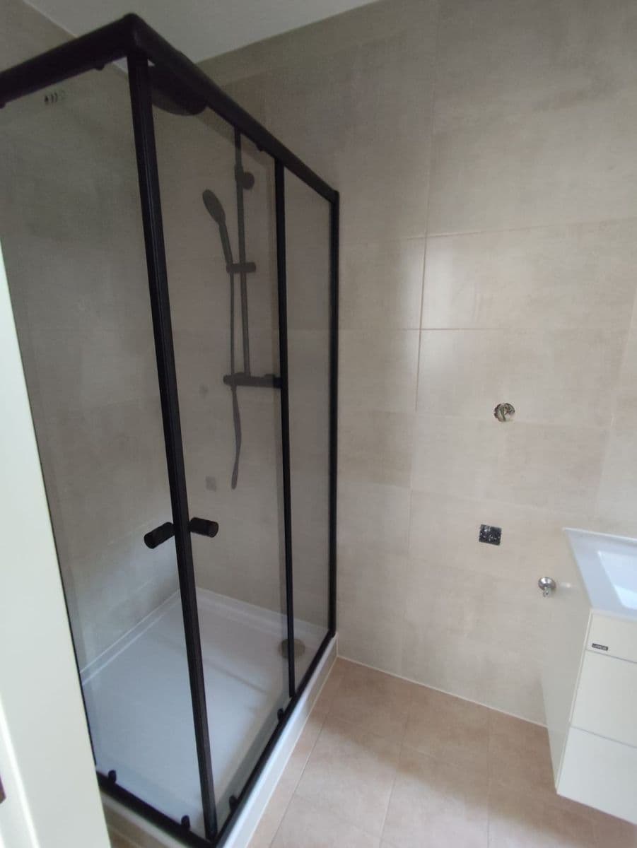 Pronájem bytu 1+1 43 m², Stará Kysibelská, Karlovy Vary, Karlovarský kraj Pronájem bytu 1+1 43 m², Stará Kysibelská, Karlovy Vary, Karlovarský kraj