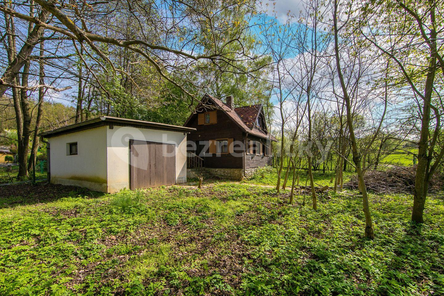 Prodej chaty, chalupy 53 m², pozemek 1.135 m², Velký Chlumec, Středočeský kraj