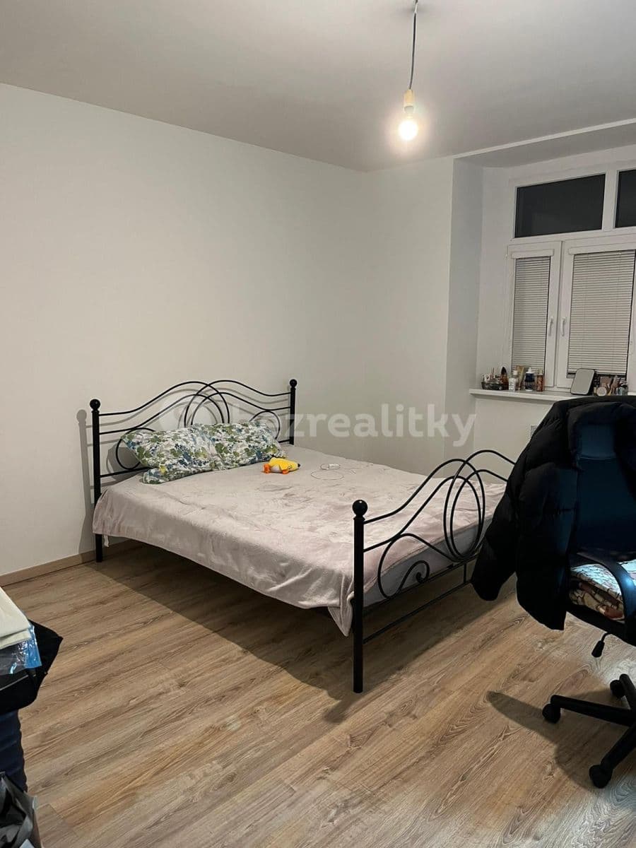 Pronájem bytu 2+1 44 m², U Družstev, Praha, Praha Pronájem bytu 2+1 44 m², U Družstev, Praha, Praha