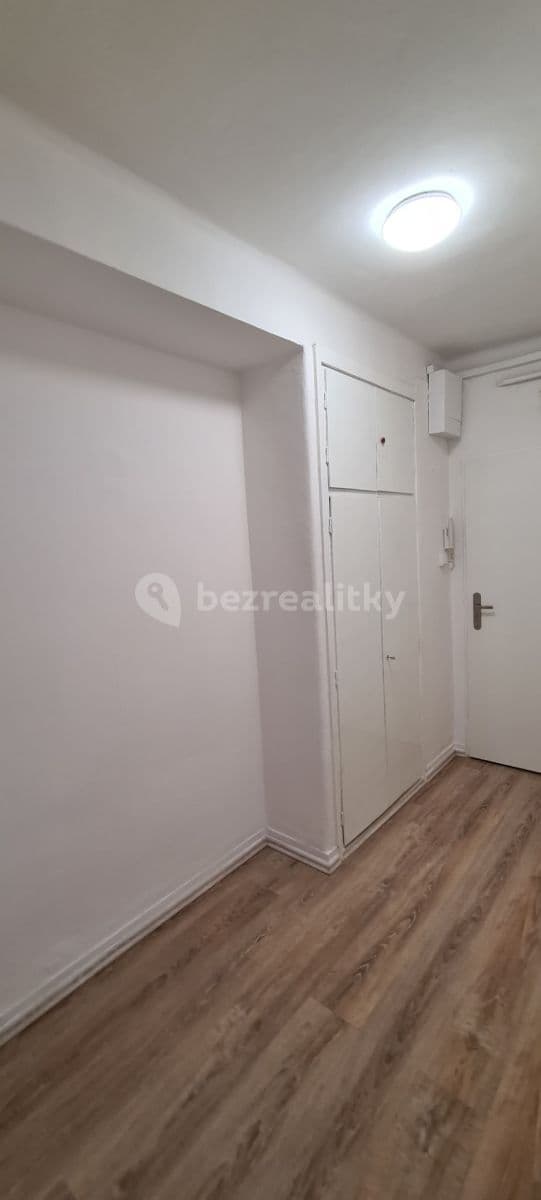 Pronájem bytu 2+1 52 m², tř. Míru, Olomouc, Olomoucký kraj Pronájem bytu 2+1 52 m², tř. Míru, Olomouc, Olomoucký kraj