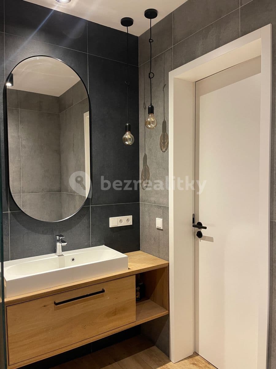 Pronájem bytu 3+kk 120 m², Na Kopánku, Kunice, Středočeský kraj Pronájem bytu 3+kk 120 m², Na Kopánku, Kunice, Středočeský kraj