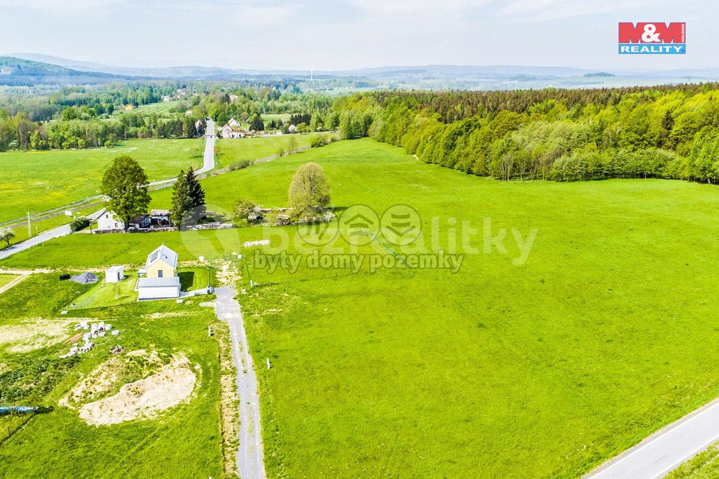 Prodej pozemku 1.229 m², Nové Město pod Smrkem, Liberecký kraj