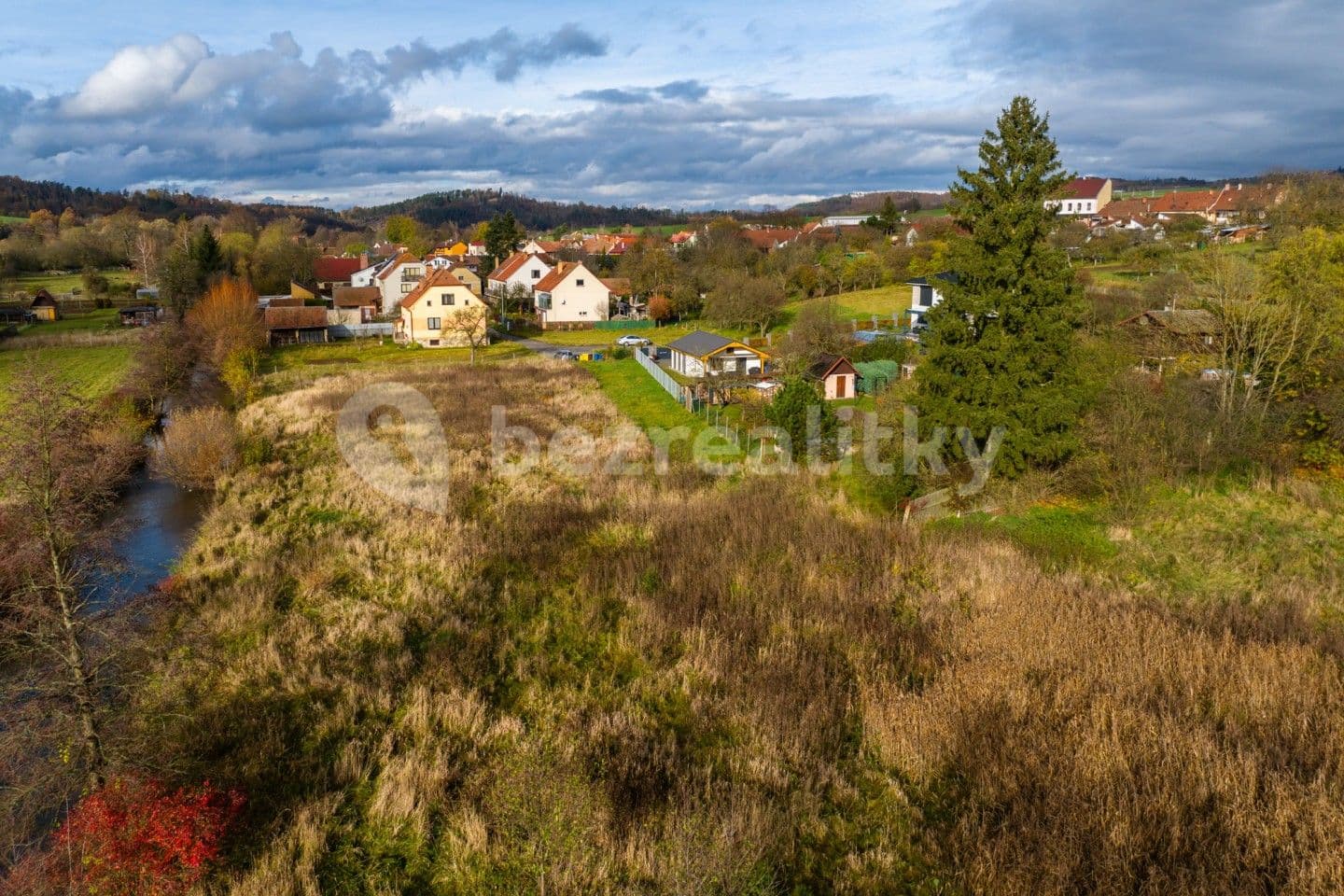 Prodej pozemku 7.983 m², Doubravice nad Svitavou, Jihomoravský kraj